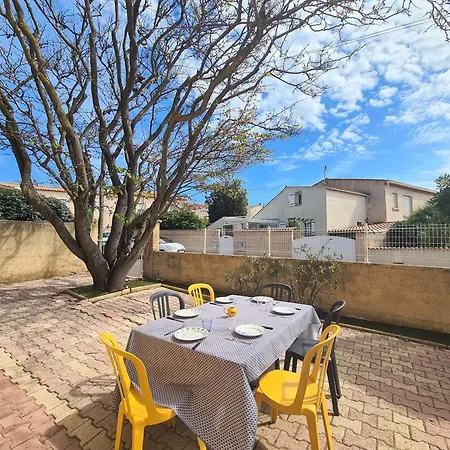 Prázdninový dům Maison Lumineuse 5 Pieces, Proche Plages, Jusqu'a 8 Pers, Parking Inclus, Cap D'agde - Fr-1-249-410 Agde